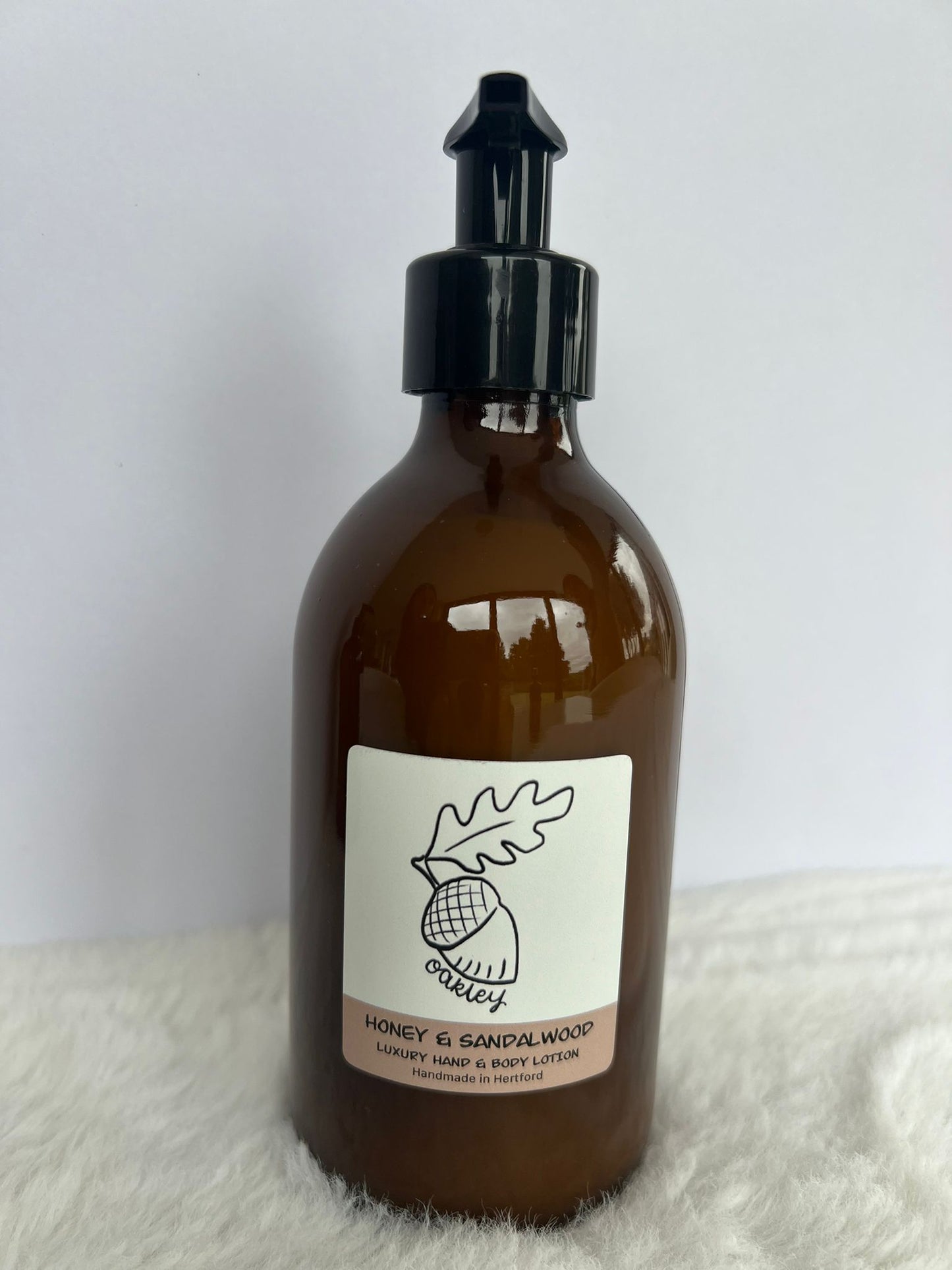 Luxury Hand & Body Lotion - Honey & Sandalwood - 300ml